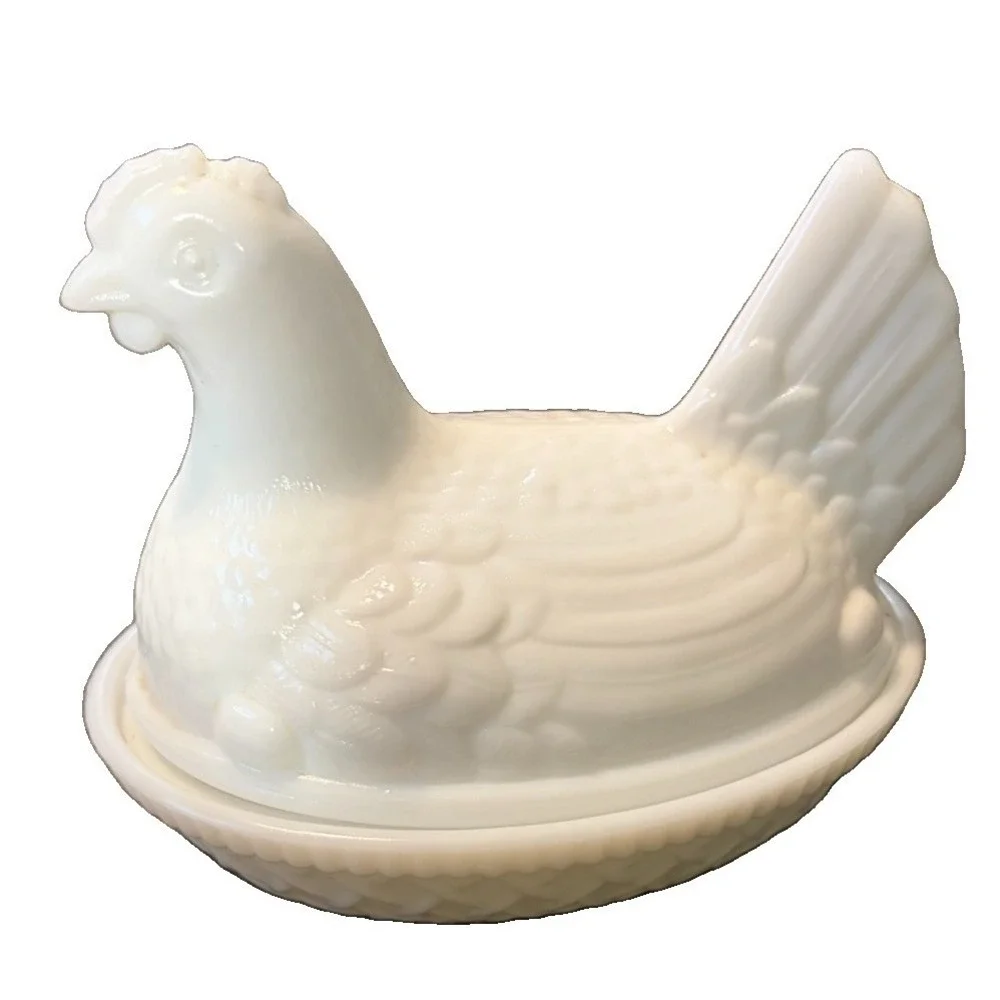 Vintage White Milk Glass Hen On Nest Covered Dish Chicken Trinket Candy Bowl